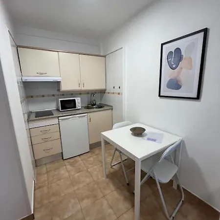 Playa Jardin Bus Terminal Pool Lejlighed *