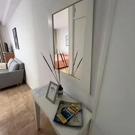 Playa Jardin Bus Terminal Pool * 푸에르토 드 라 크루즈