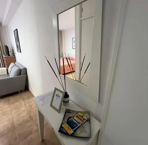 Playa Jardín Bus Terminal Pool * Puerto de la Cruz (Tenerife)