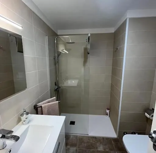 Playa Jardín Bus Terminal Pool